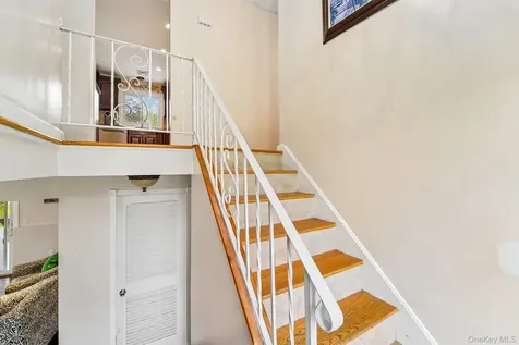 100 Fairmont Road Mahopac NY 10541