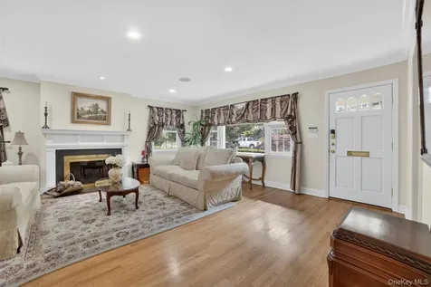 110 Park Drive Eastchester NY 10709