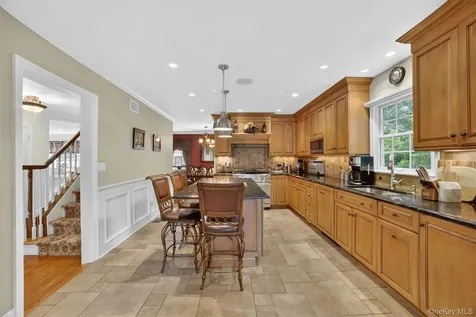 110 Park Drive Eastchester NY 10709