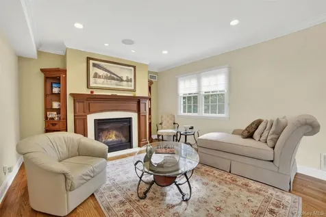 110 Park Drive Eastchester NY 10709