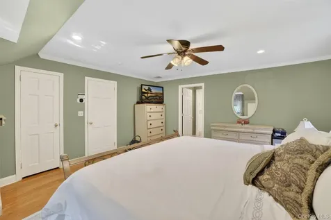 110 Park Drive Eastchester NY 10709