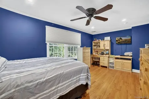 110 Park Drive Eastchester NY 10709