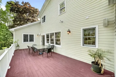 110 Park Drive Eastchester NY 10709