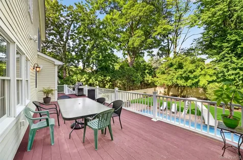 110 Park Drive Eastchester NY 10709