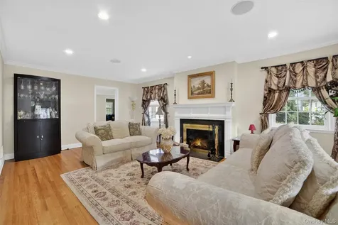 110 Park Drive Eastchester NY 10709