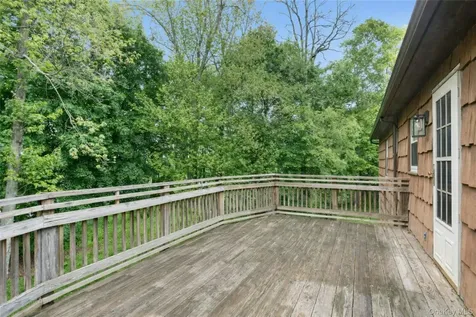 21 Olympus Drive Mahopac NY 10541