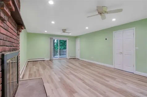 21 Olympus Drive Mahopac NY 10541