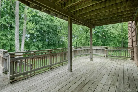 21 Olympus Drive Mahopac NY 10541