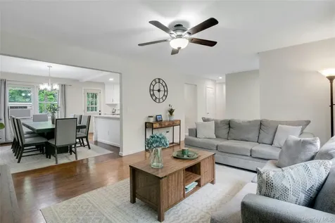 21 Olympus Drive Mahopac NY 10541