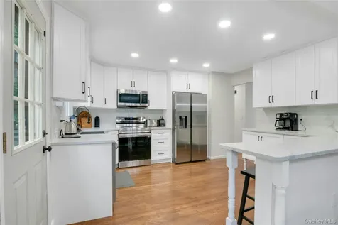 21 Olympus Drive Mahopac NY 10541