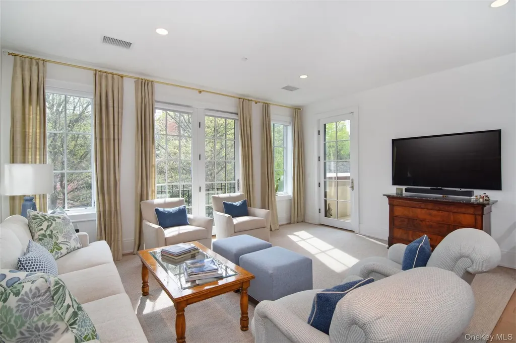 15 Kensington Road Bronxville NY 10708