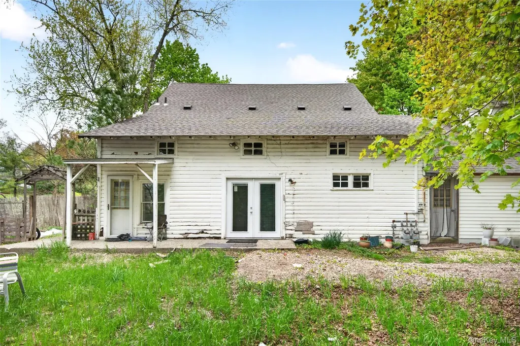 79 Quaker Hill Road Monroe NY 10950