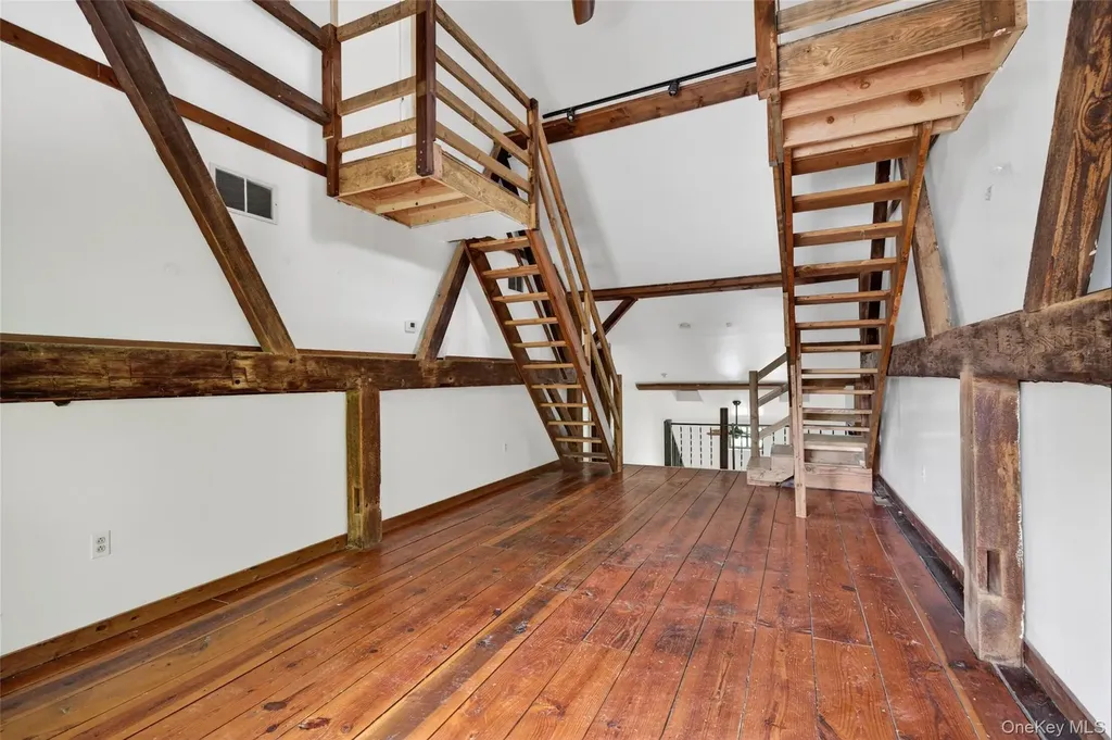 79 Quaker Hill Road Monroe NY 10950