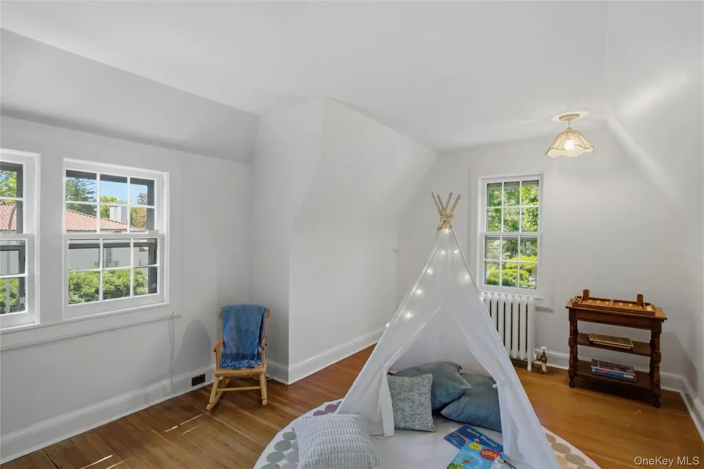 449 Pelham Manor Road Pelham NY 10803