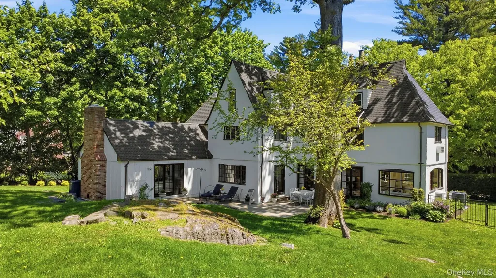 449 Pelham Manor Road Pelham NY 10803
