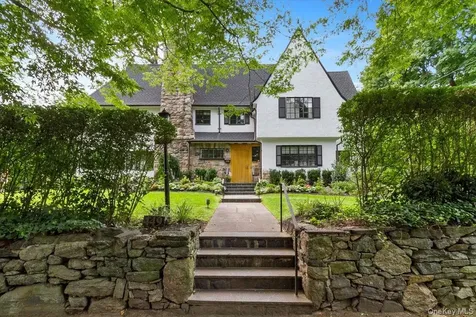 449 Pelham Manor Road Pelham NY 10803