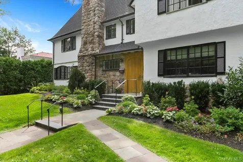 449 Pelham Manor Road Pelham NY 10803