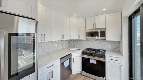 3104 28th Avenue Astoria NY 11102