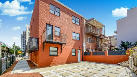 3104 28th Avenue Astoria NY 11102