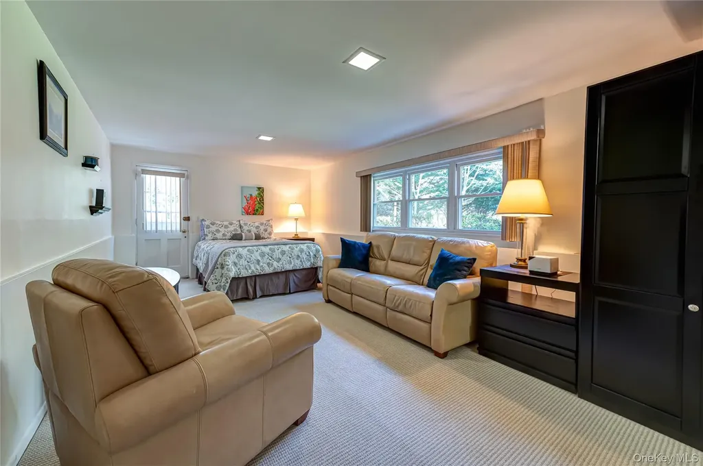 23 Clearbrook Drive Smithtown NY 11787