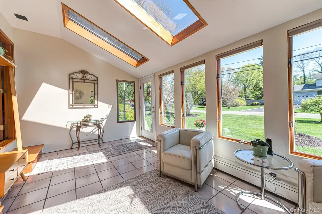 23 Clearbrook Drive Smithtown NY 11787