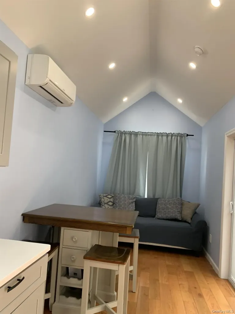 10019 Avenue N Brooklyn NY 11236