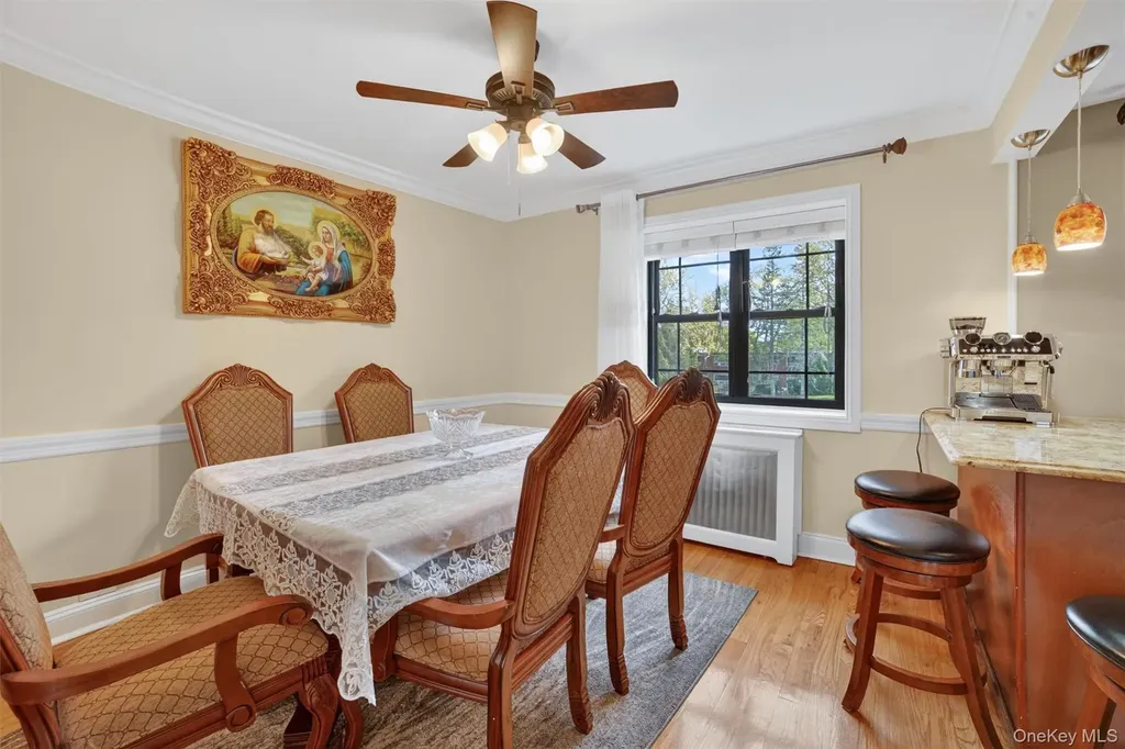 2 Field End Lane Eastchester NY 10709