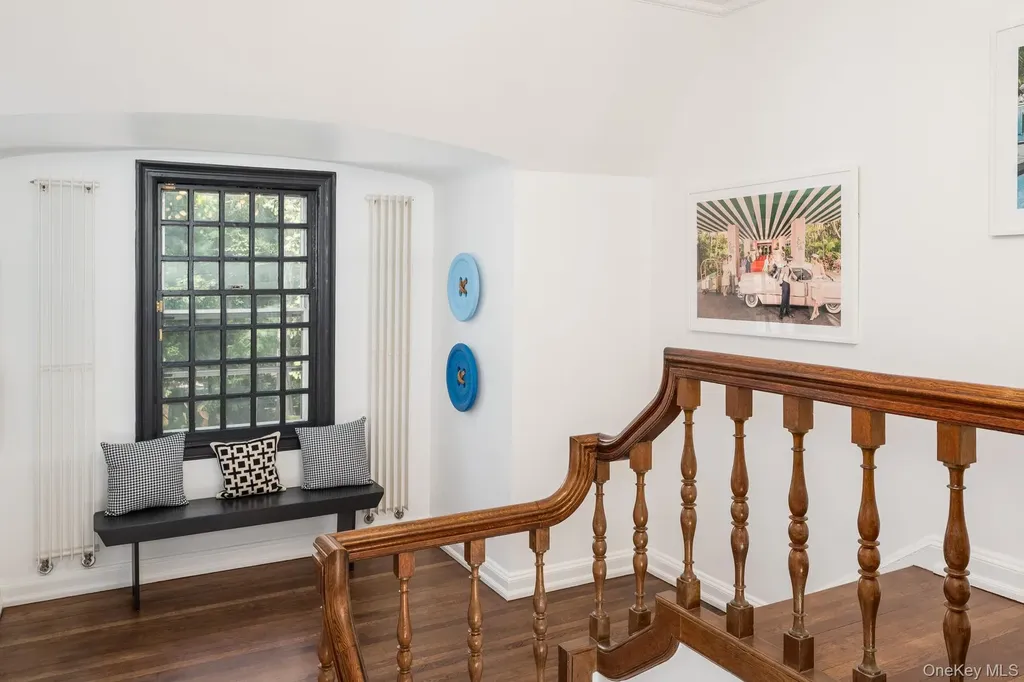 8 Rittenhouse Road Bronxville NY 10708
