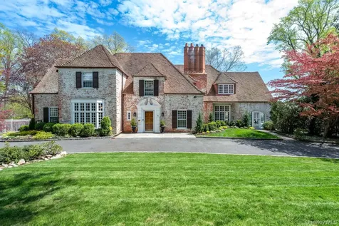 8 Rittenhouse Road Bronxville NY 10708