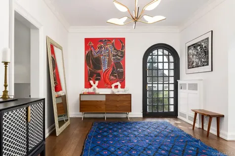 8 Rittenhouse Road Bronxville NY 10708