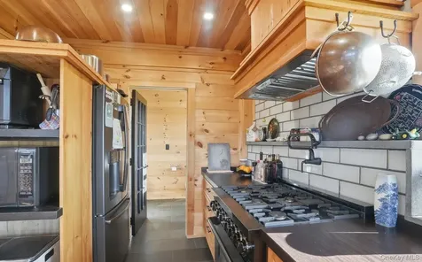 60 Palazzo Lane Highland NY 12528