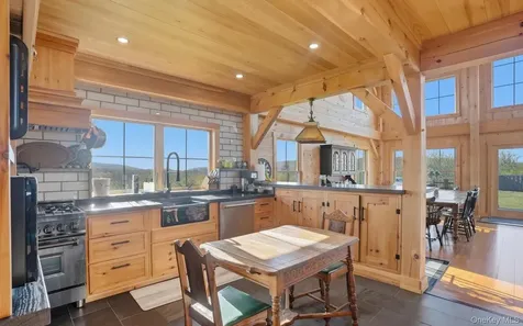 60 Palazzo Lane Highland NY 12528