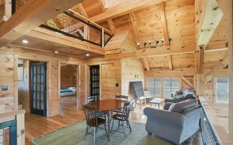 60 Palazzo Lane Highland NY 12528