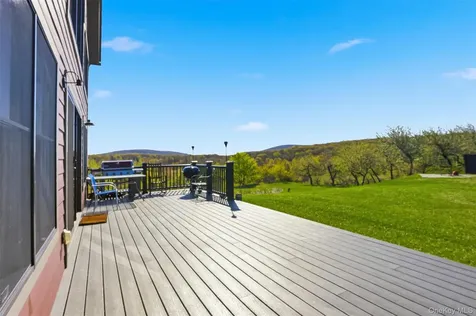 60 Palazzo Lane Highland NY 12528