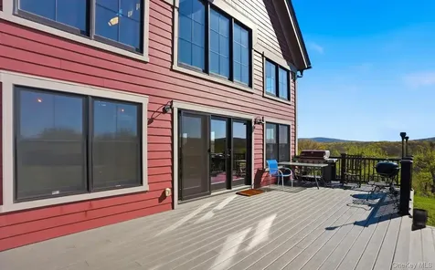 60 Palazzo Lane Highland NY 12528