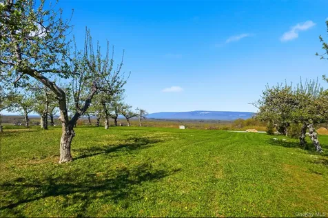 60 Palazzo Lane Highland NY 12528