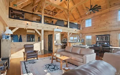 60 Palazzo Lane Highland NY 12528