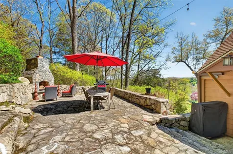 37 Ellen Avenue Mahopac NY 10541
