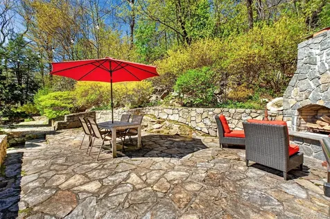 37 Ellen Avenue Mahopac NY 10541