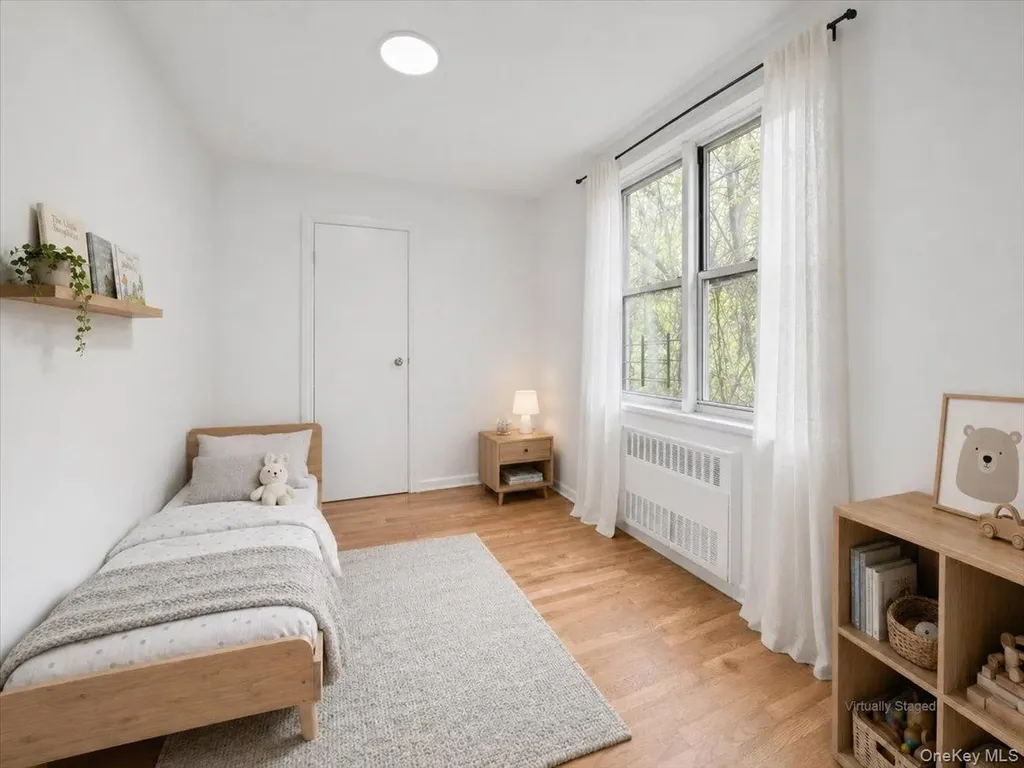 5425 Valles Avenue Bronx NY 10471