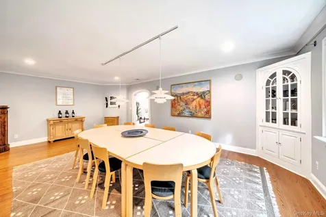 123 Brite Avenue Scarsdale NY 10583