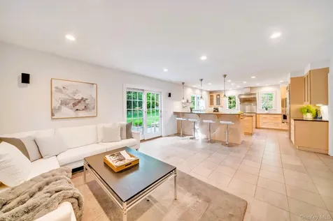 123 Brite Avenue Scarsdale NY 10583