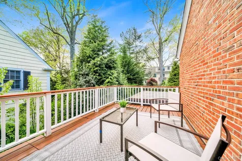 123 Brite Avenue Scarsdale NY 10583
