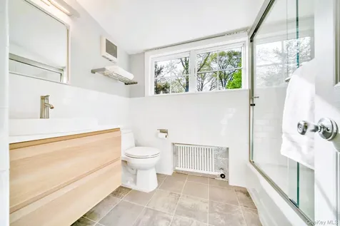 123 Brite Avenue Scarsdale NY 10583