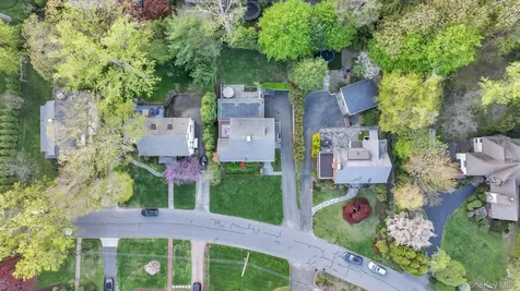 123 Brite Avenue Scarsdale NY 10583