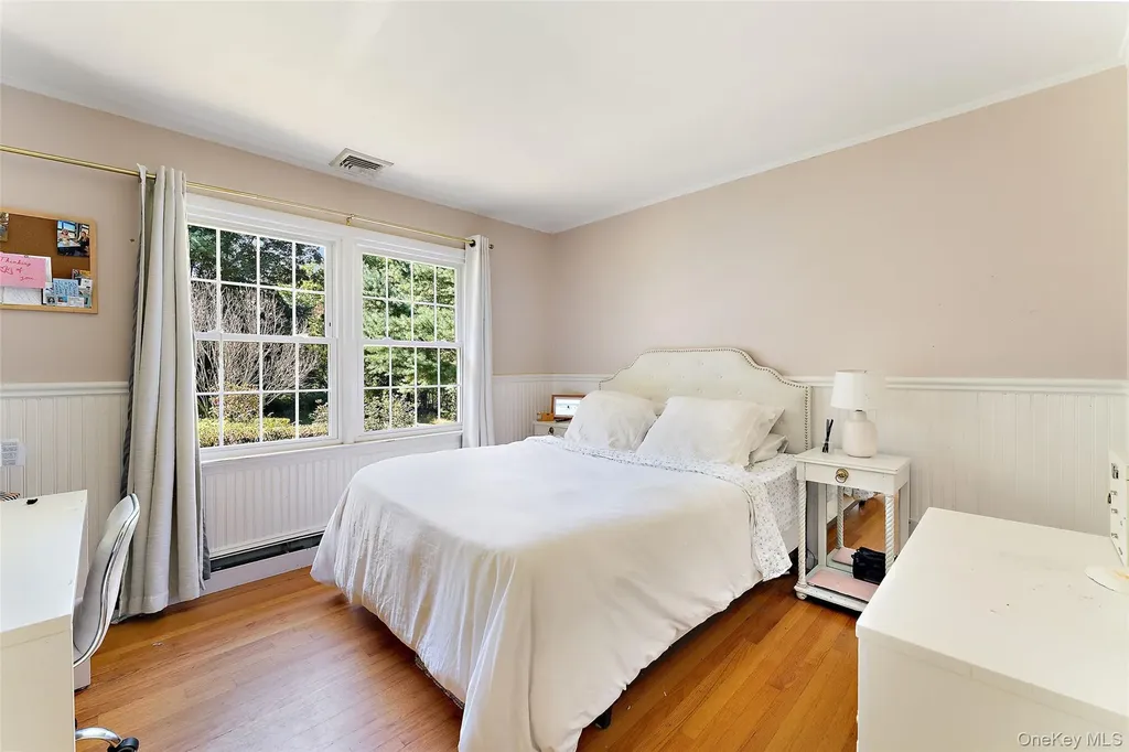 14 Earlwood Drive Poughkeepsie NY 12603