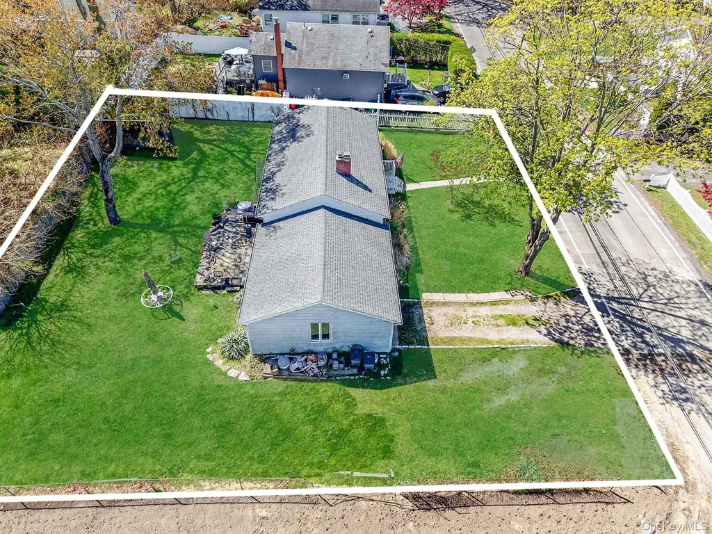 77 Nautilus Drive Rocky Point NY 11778