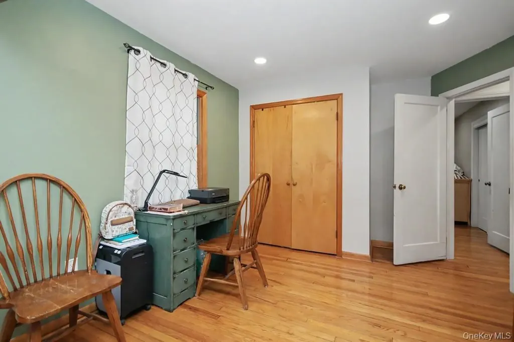 24 Convent Road Nanuet NY 10954