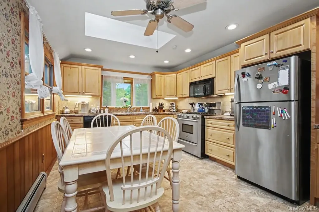 24 Convent Road Nanuet NY 10954