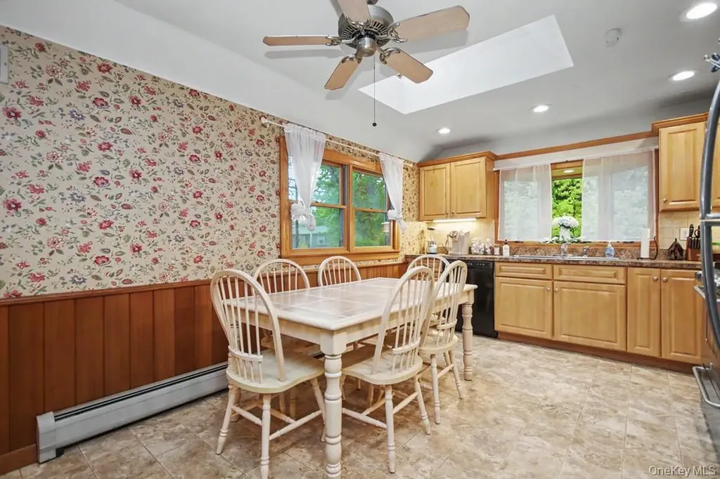 24 Convent Road Nanuet NY 10954